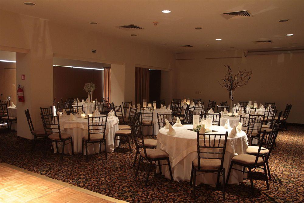 Holiday Inn Monterrey Norte By Ihg San Nicolás de los Garzas Restaurant foto